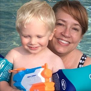 Meet your Posher, Sheri